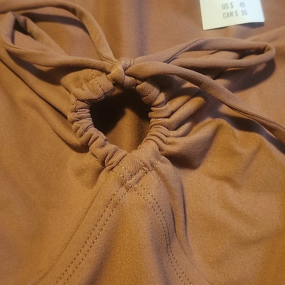 Abercrombie & Fitch Long Sleeve Bodysuit. Size Medium NWT - Picture 5 of 8